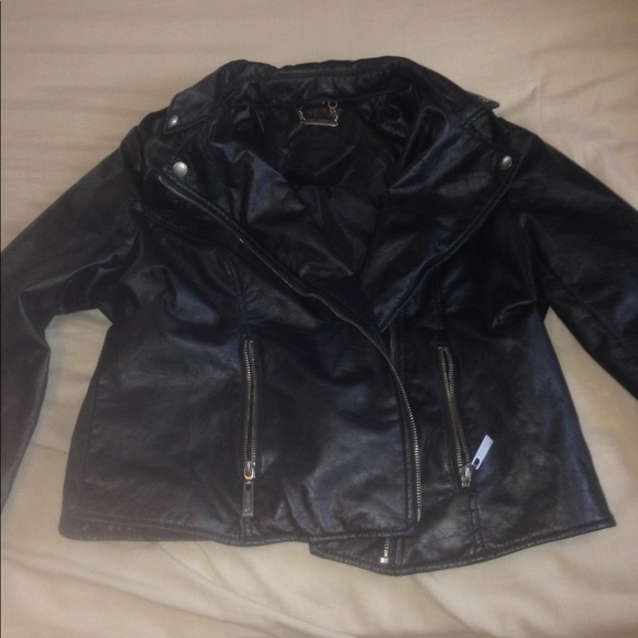 Leather Jacket - Picture 1 of 4